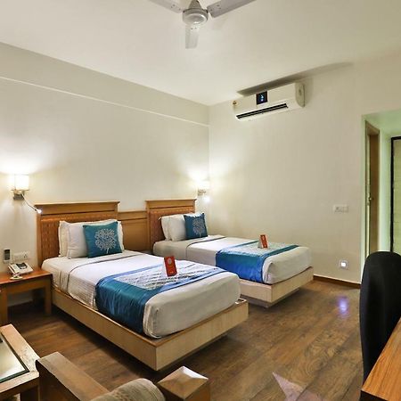 Oyo 1123 Hotel Rock Regency Ahmedabad Eksteriør bilde