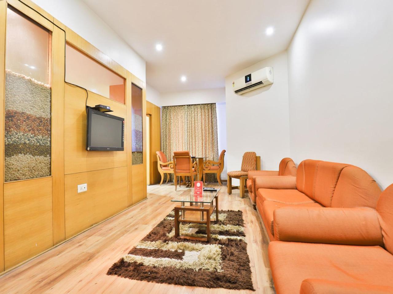 Oyo 1123 Hotel Rock Regency Ahmedabad Eksteriør bilde