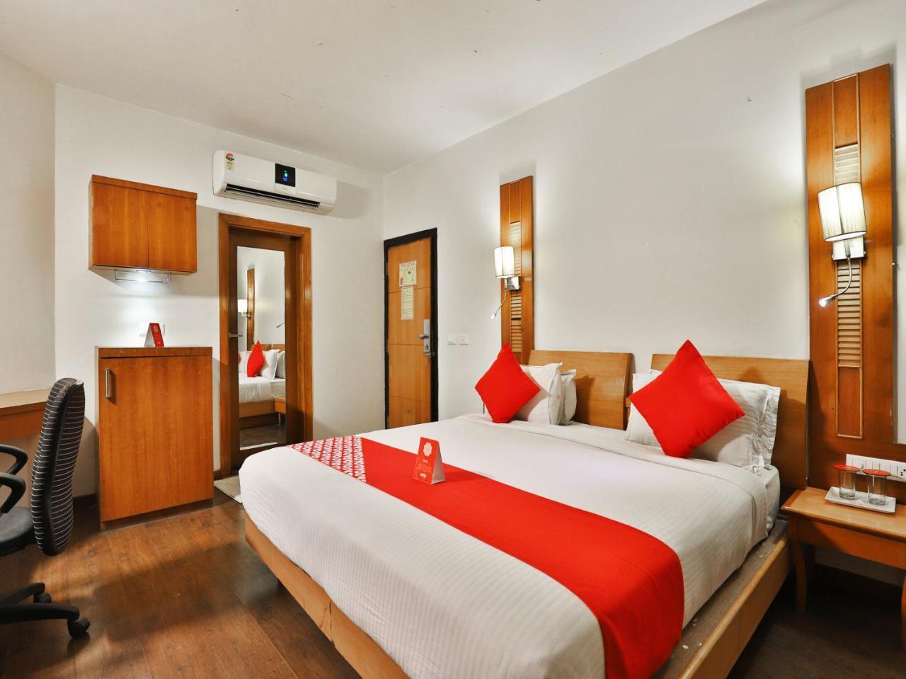 Oyo 1123 Hotel Rock Regency Ahmedabad Eksteriør bilde